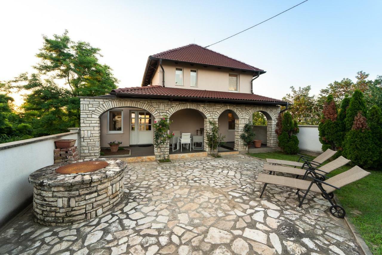 Danubio Residence Aljmaš Dış mekan fotoğraf